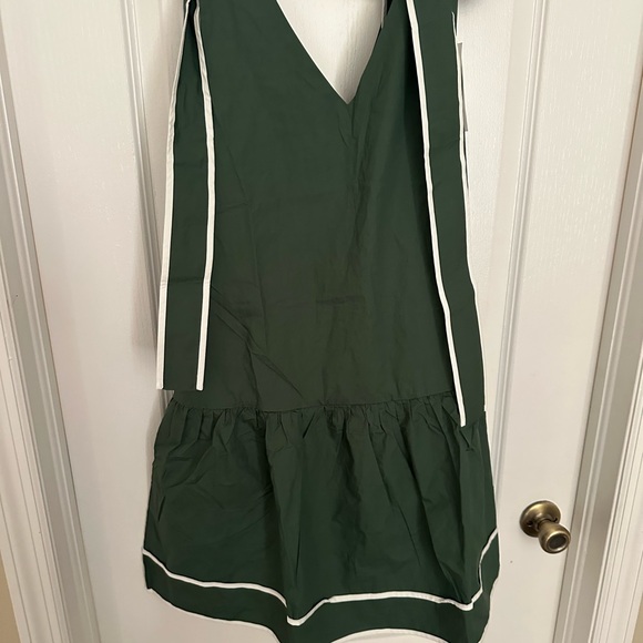 Green Dress with Bow Straps - Picture 2 of 3